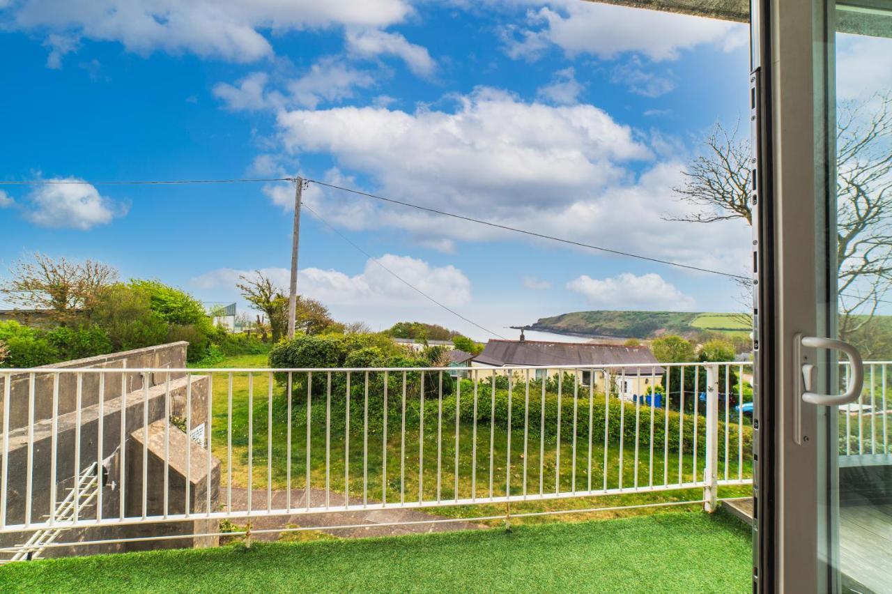 Freshwater East, Pemborkeshire * Hodgeston
