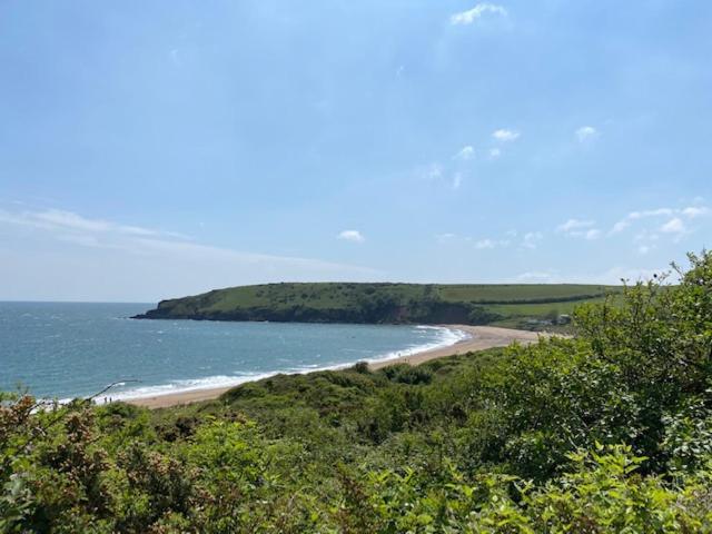 Freshwater East, Pemborkeshire * Hodgeston